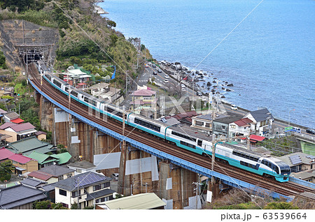 東海道本線　早川－根府川　JR東日本　251系　RE-4編成（大宮）　『スーパービュー踊り子』 63539664