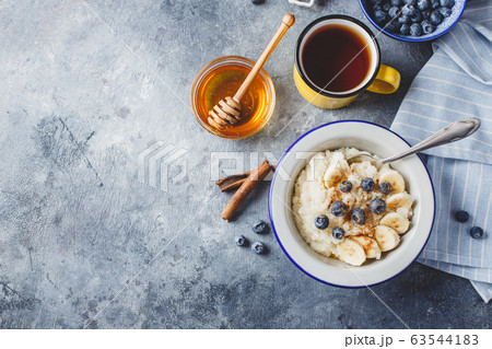 Milk rice porridge 63544183