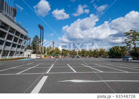 さいたま市大宮公園　駐車場付近　サッカー場　　 63548726