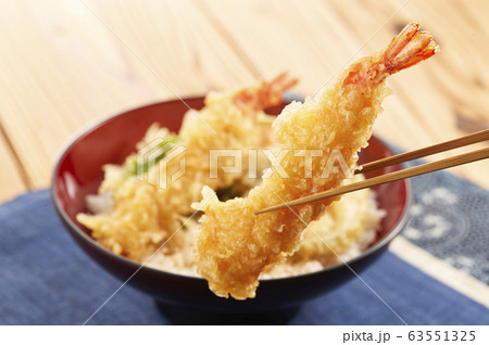 天丼(エビ、かぼちゃ、しいたけ、大葉) 天丼(エビ、かぼちゃ、しいたけ、大葉) 63551325