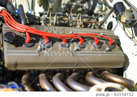 名車のエンジン 63558752