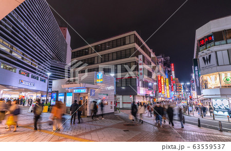 日本の横浜都市景観　横浜駅前などを望む（夜景）＝2020年3月7日 63559537