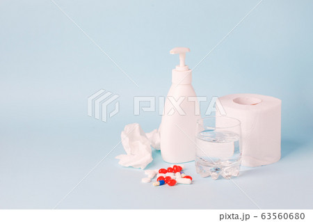 Toilet paper roll, sanitizer antiseptic gel, 63560680