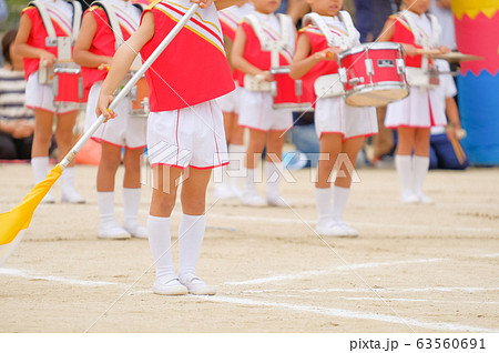 運動会 鼓笛隊 マーチングバンド 保育園 幼稚園の写真素材 [63560691] - PIXTA