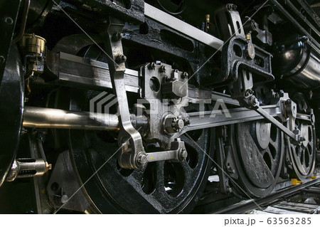 蒸気機関車 車輪 鉄道の写真素材