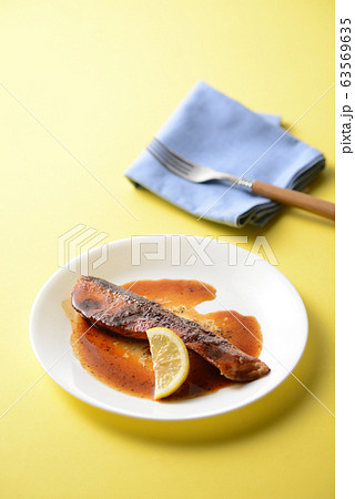 サーモンのムニエル 63569635