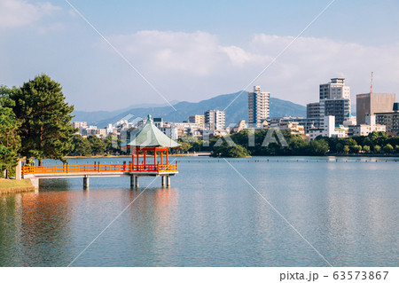 Lake and gazebo at Ohori park in Fukuoka, Japan 63573867