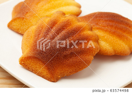 マドレーヌ 63574498