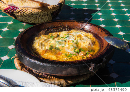 モロッコ郷土料理　タジン鍋 63575490