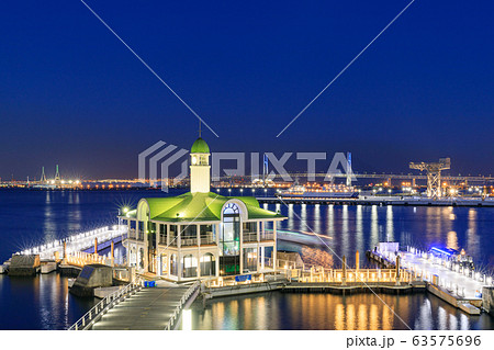 横浜_ぷかりさん橋夜景 63575696