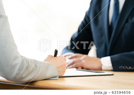 男女 契約 手元 男女 契約 手元 63594656