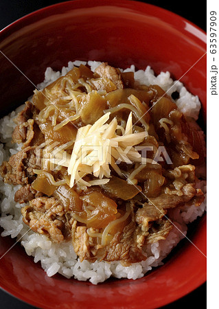 牛丼 63597909