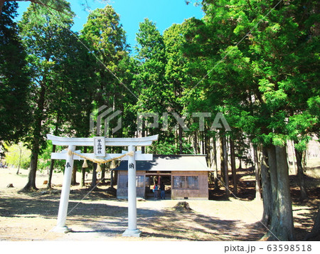 奈良の屏風岩公苑の早高神社 63598518