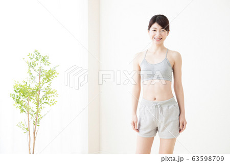 女性 ダイエット フィットネス スポーツ エクササイズ 女性 ダイエット フィットネス スポーツ エクササイズ 63598709