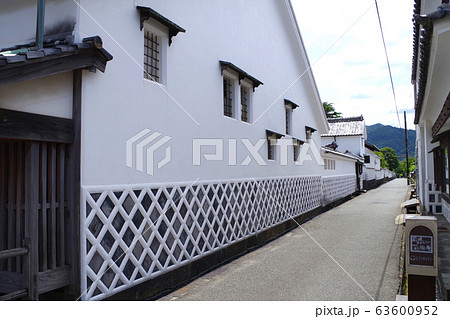 萩市の菊屋横丁の白壁の景色 萩市の菊屋横丁の白壁の景色 63600952