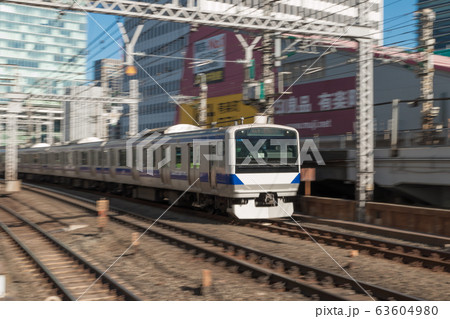 【上野東京ライン E531系 有楽町駅 流し撮り】 【上野東京ライン E531系 有楽町駅 流し撮り】 63604980