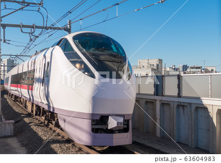 【特急スーパーひたち E657系 南千住駅】 【特急スーパーひたち E657系 南千住駅】 63604983