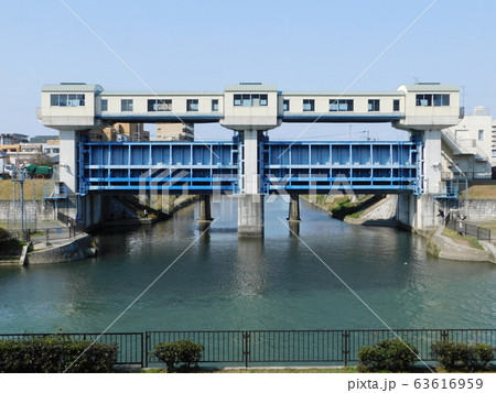 神崎川側から見た番田水門 神崎川側から見た番田水門 63616959