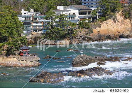 【茨城県】五浦海岸の六角堂 【茨城県】五浦海岸の六角堂 63620469