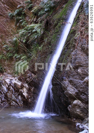 宿谷の滝（埼玉県毛呂山町） 63626991