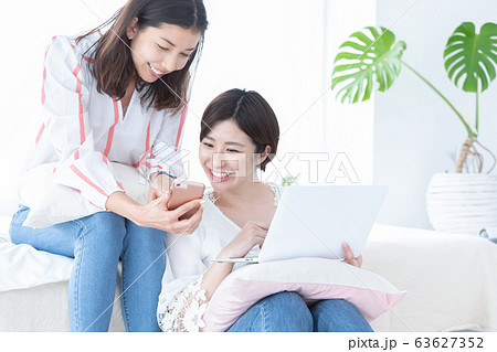 女性　ルームシェア 63627352