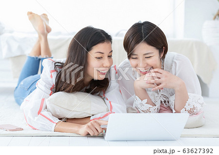 女性　ルームシェア 63627392