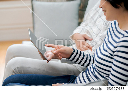 40代夫婦　タブレット 63627483