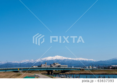 霊峰白山遠望／石川県／小松市梯川河口より／2020年3月撮影 63637393