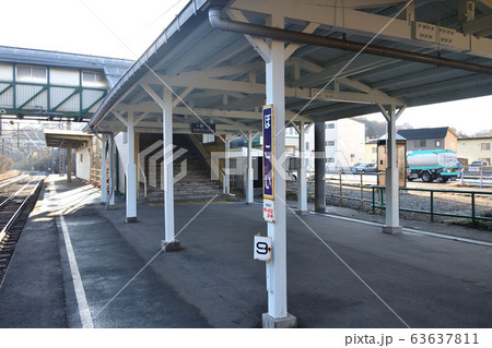 早春の北海道室蘭市JR母恋駅の朝の風景を撮影 早春の北海道室蘭市JR母恋駅の朝の風景を撮影 63637811