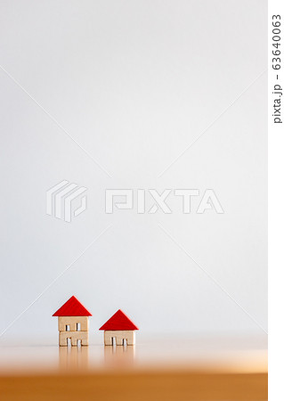 赤い屋根の積み木のおうち 63640063