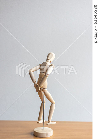 木製のデッサン人形 木製のデッサン人形 63640580
