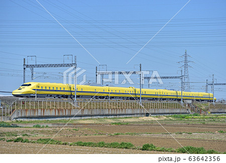 東海道新幹線 新横浜-小田原 JR西日本 923形3000番台 T5編成 『ドクターイエロー』 東海道新幹線 新横浜-小田原 JR西日本 923形3000番台 T5編成 『ドクターイエロー』 63642356