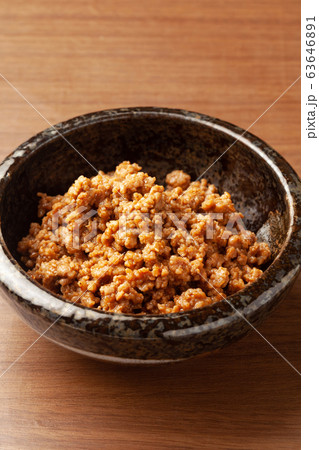 肉味噌 63646891