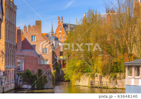 Scenic cityscape with canal in Bruges, Belgium 63648140