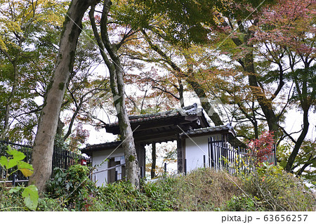 歌乃中山　清閑寺　山門 63656257