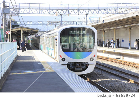 西武鉄道 30000系 井荻駅 63659724