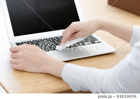 パソコン　除菌　拭く 63659956