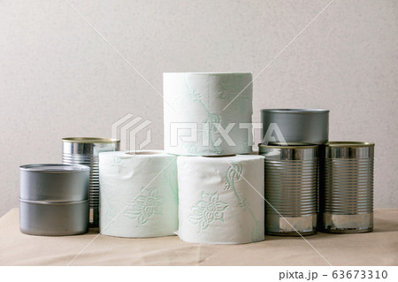 food supplies for quarantine period 63673310