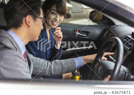 自動車 保険 シートベルト 安全運転 自動車 保険 シートベルト 安全運転 63675671