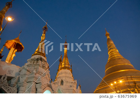 Shwedagon Pagoda Shwedagon Pagoda 63675969