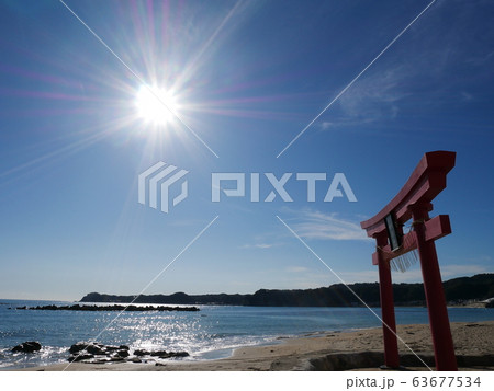 海と鳥居 63677534