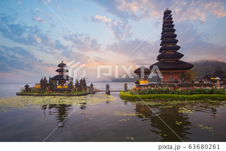 Pura Ulun Danu Bratan temple Pura Ulun Danu Bratan temple 63680261