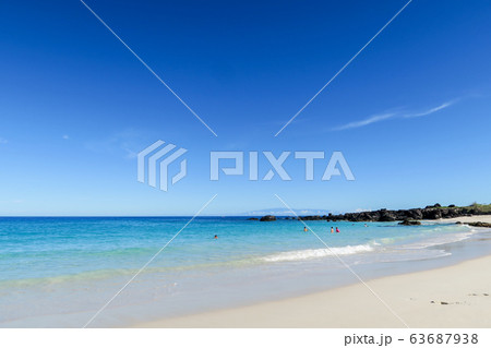 ハワイ島、カイルアコナ、マニニオワリ ビーチ (クア ベイ)の美しいビーチ ハワイ島、カイルアコナ、マニニオワリ ビーチ (クア ベイ)の美しいビーチ 63687938