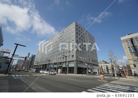 札幌 北1条・宮の沢通 街風景(西5丁目 北菓楼 札幌本館付近) 札幌 北1条・宮の沢通 街風景(西5丁目 北菓楼 札幌本館付近) 63691103