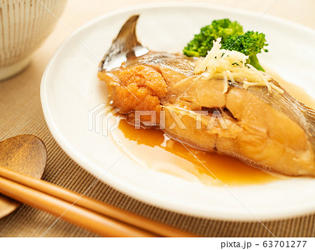 子持ちカレイの煮付け 63701277
