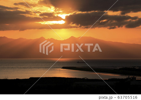 荒尾市 四ツ山神社 夕日、 荒尾市 四ツ山神社 夕日、 63705516