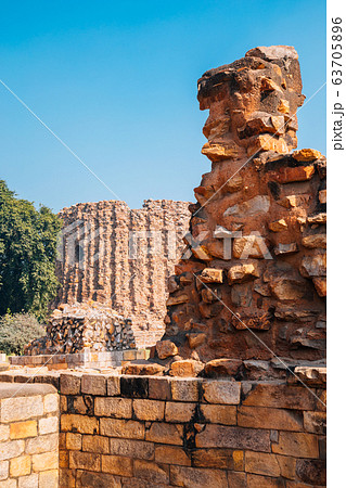 Qutub Minar ancient ruins in Delhi, India 63705896