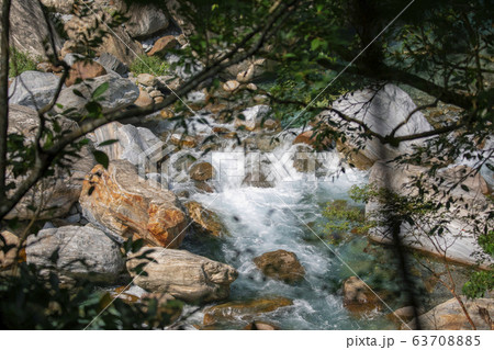 巨石 背景 バックグラウンド 63708885