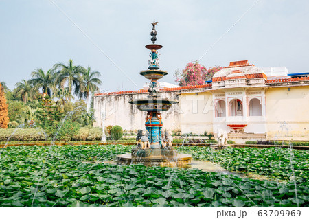 Fountain at Saheliyon Ki Bari (Garden of the Maidens) in Udaipur, India Fountain at Saheliyon Ki Bari (Garden of the Maidens) in Udaipur, India 63709969