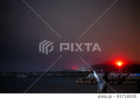座間味の南十字星と鯨 座間味の南十字星と鯨 63718036